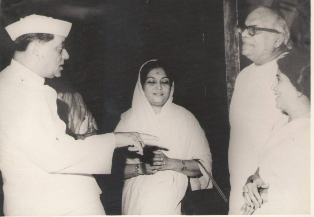 Bombay Seminar by Acharya Brihaspati Ji